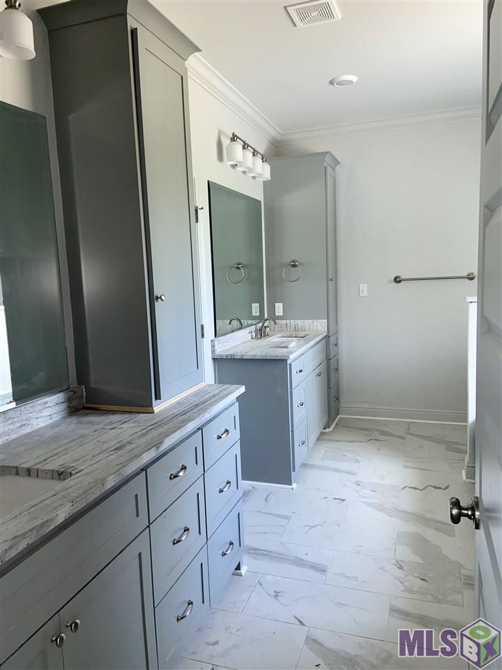 4342 Percheron Avenue Baton Rouge, LA 70820 - Photo 10 of 16 Master Bath
