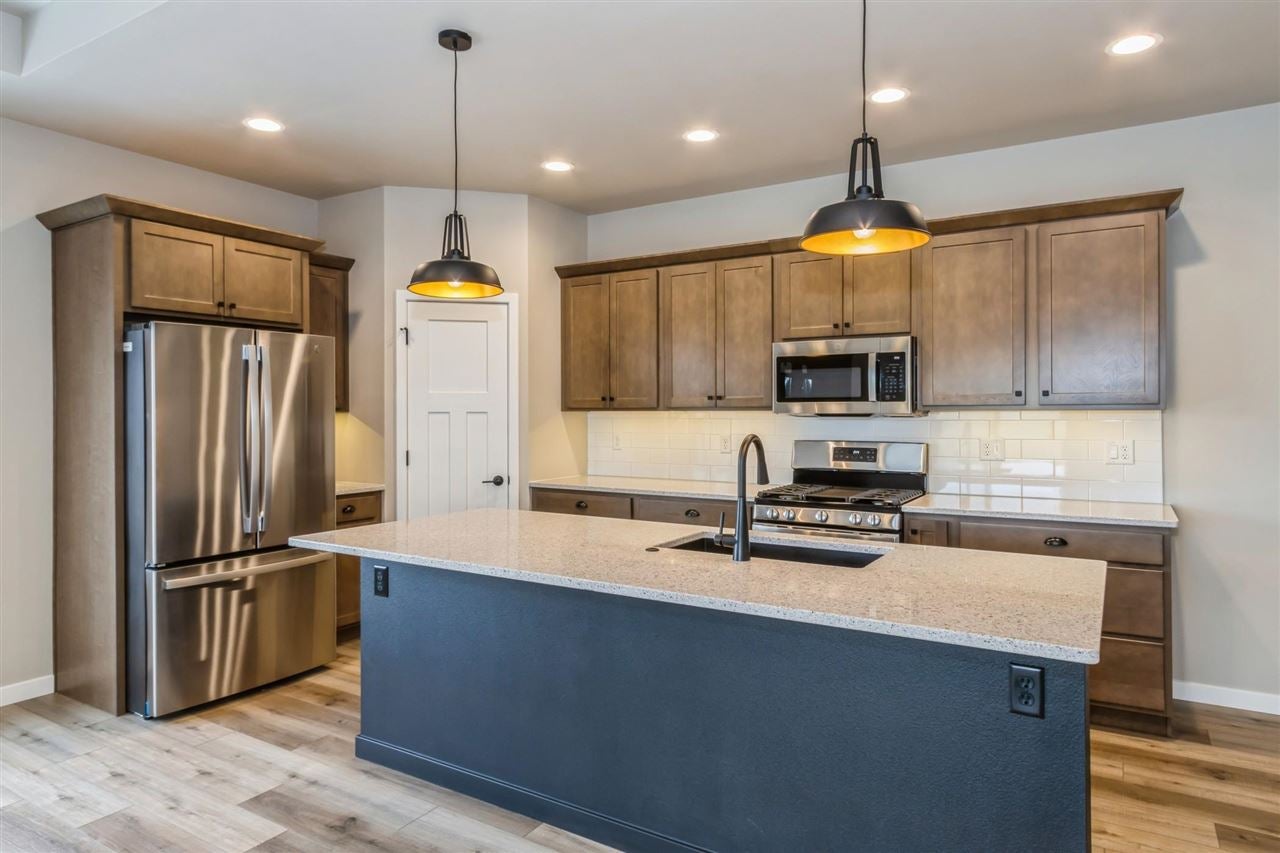 815 High Rdg Trail Solon, IA 52333 - Photo 5 of 33 Gallery Image 5