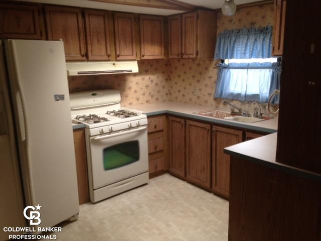 3360 Ridge Road Deckerville, MI 48427 - Photo 15 of 19 31307674-14.JPG