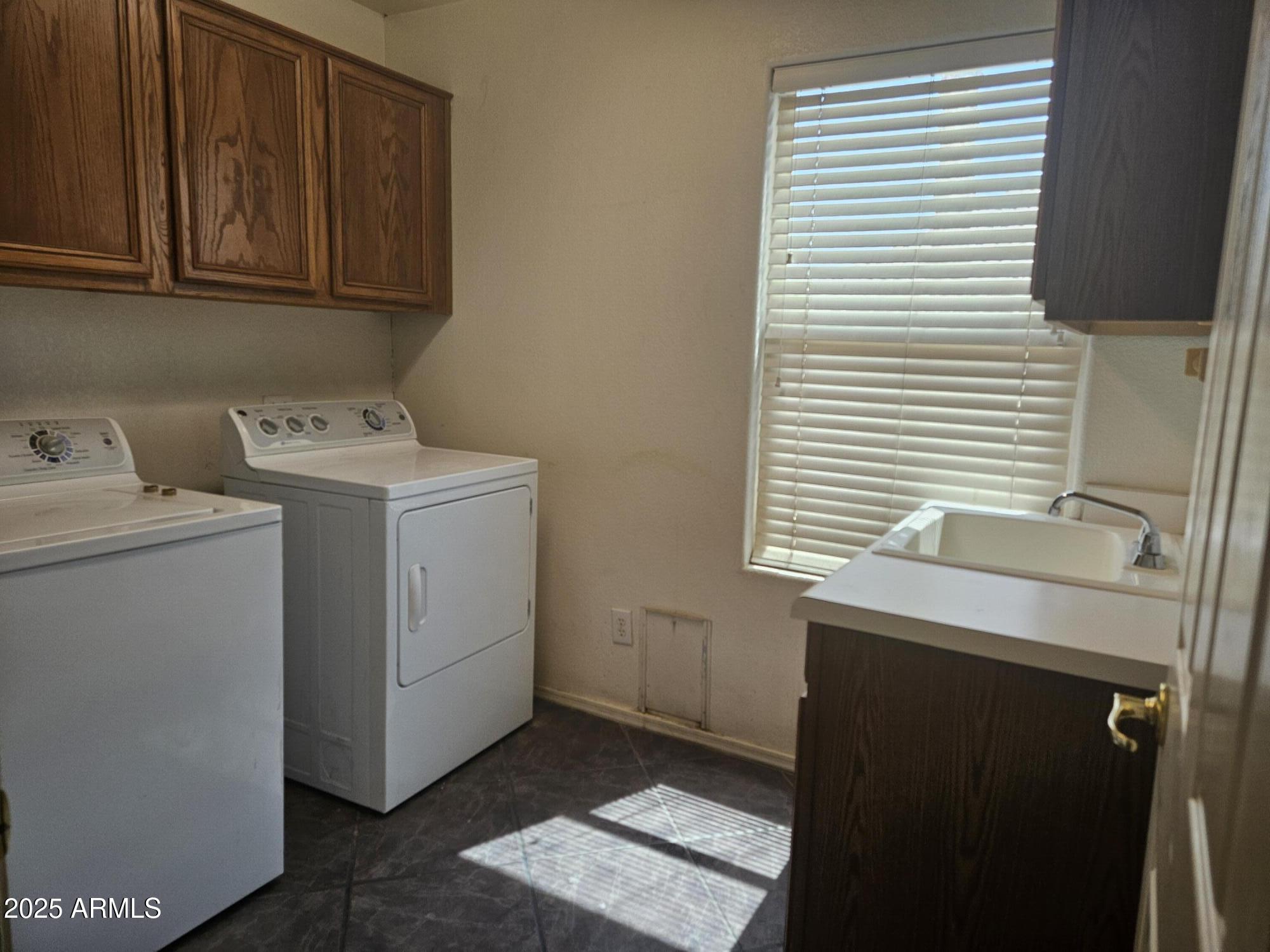 897 West Pinon Avenue Gilbert, AZ 85233 - Photo 11 of 47 1000023448