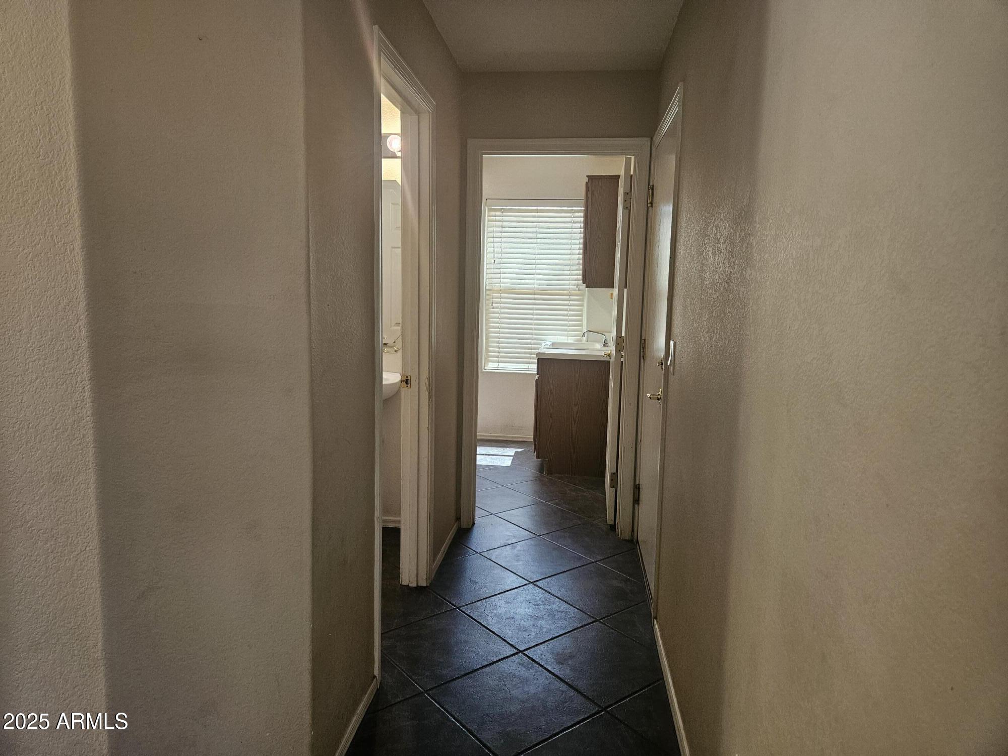 897 West Pinon Avenue Gilbert, AZ 85233 - Photo 12 of 47 1000023444