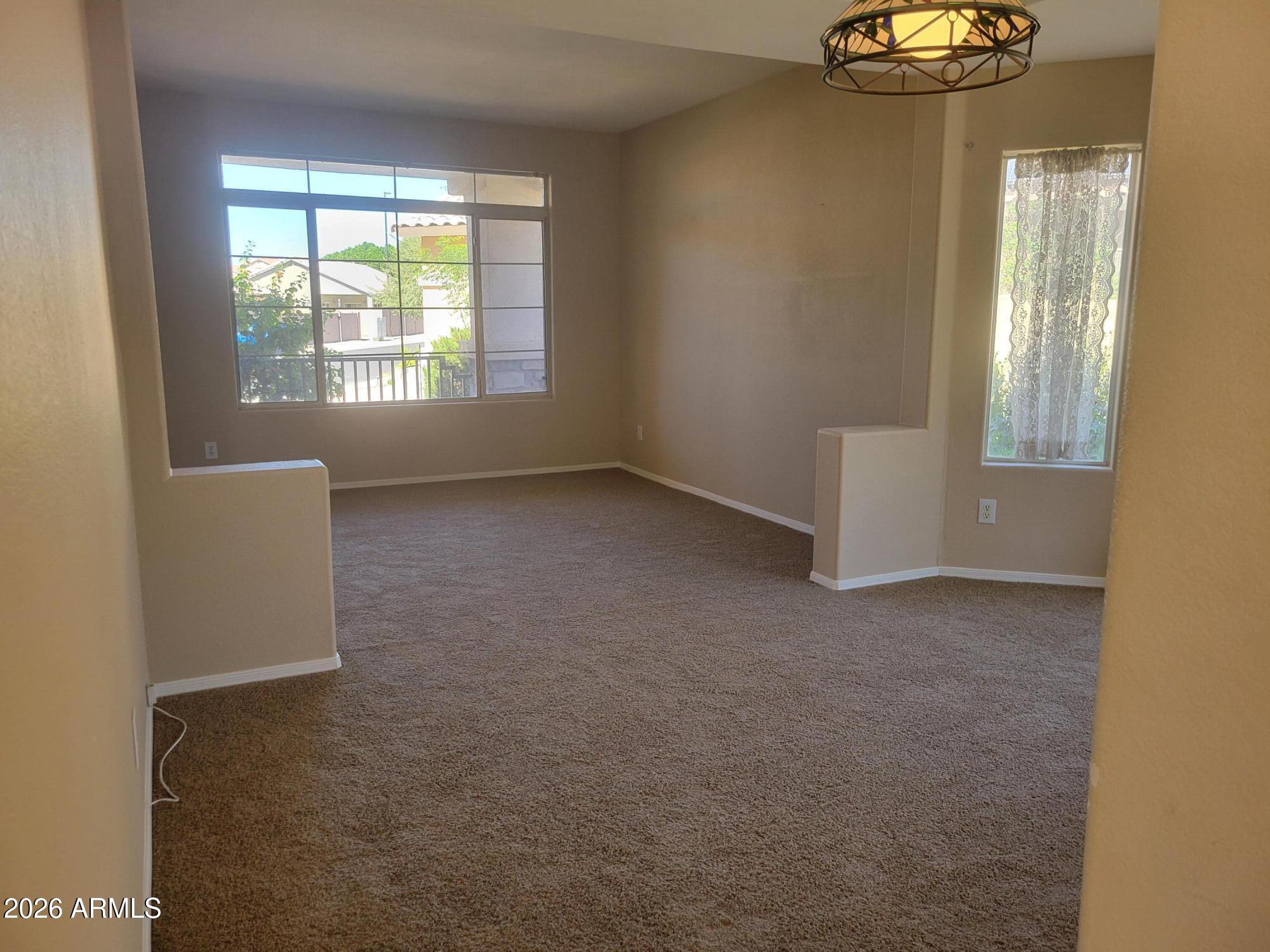 897 West Pinon Avenue Gilbert, AZ 85233 - Photo 3 of 47 20260312_120612 (1)