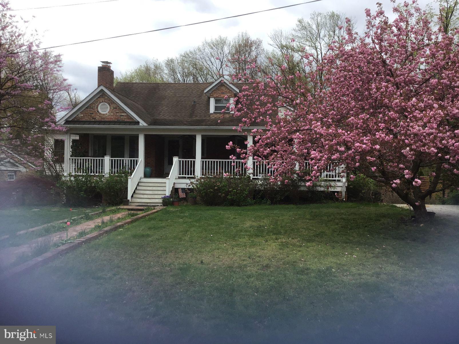 8114 Bainbridge Road Alexandria, VA 22308 - Photo 2 of 38 Gallery Image 2