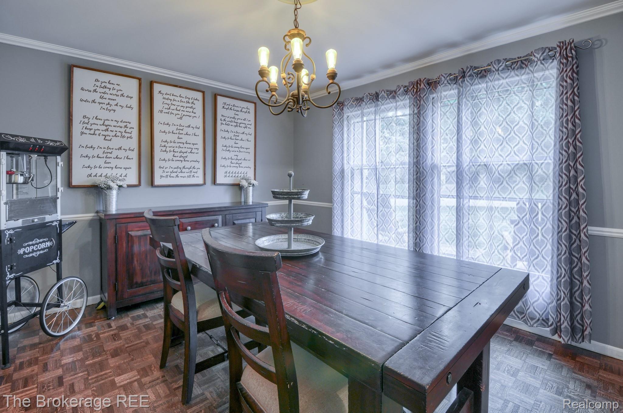 6121 Kings Shire Road Grand Blanc, MI 48439 - Photo 37 of 42 SD3_5105-HDR(5).jpg