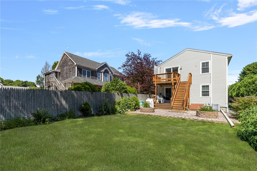 47 North Road Jamestown, RI 02835 - Photo 18 of 27 Rear