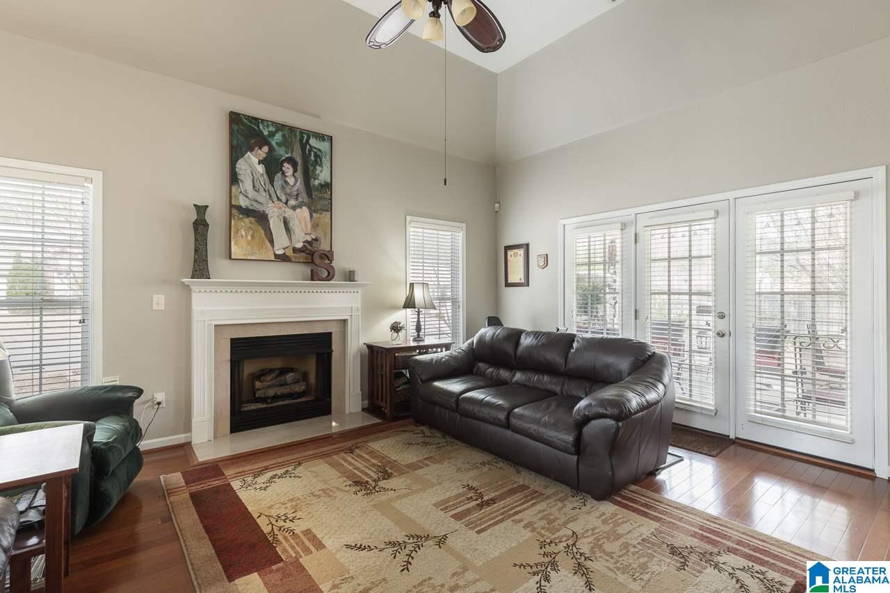 301 Cove Circle Pelham, AL 35124 - Photo 7 of 30