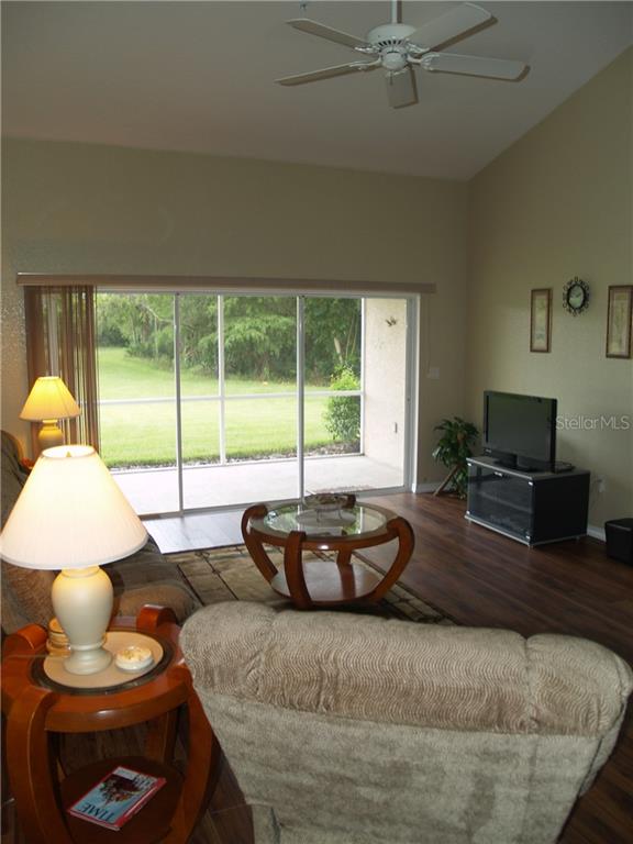 6333 Bay Cedar Lane, Unit 101 Bradenton, FL 34203 - Photo 3 of 14