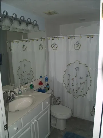 $3,000 | 6333 Bay Cedar Lane, Unit 101, Bradenton, FL 34203