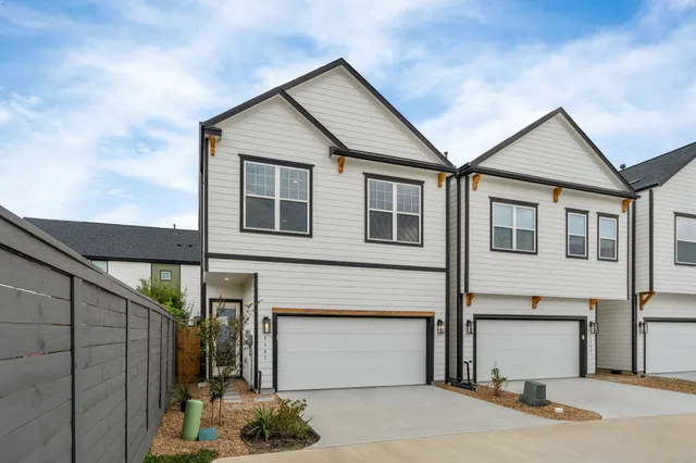 $329,000 | 5903 Wheatley Street, Houston, TX 77091