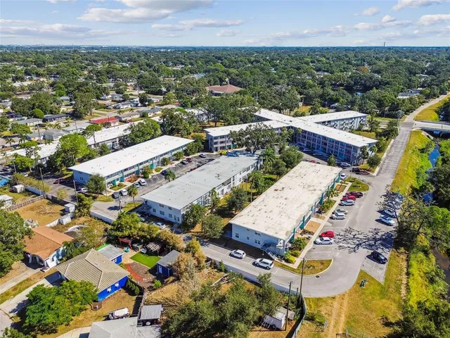 $133,000 | 5861 42nd Terrace North, Unit 1712, Kenneth City, FL 33709