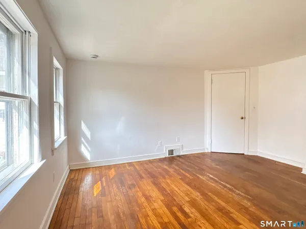 $1,650 | 107 North Main Street, Terryville, CT 06786