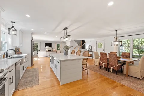 $1,225,000 | 175 Mill Road, Chelmsford, MA 01824