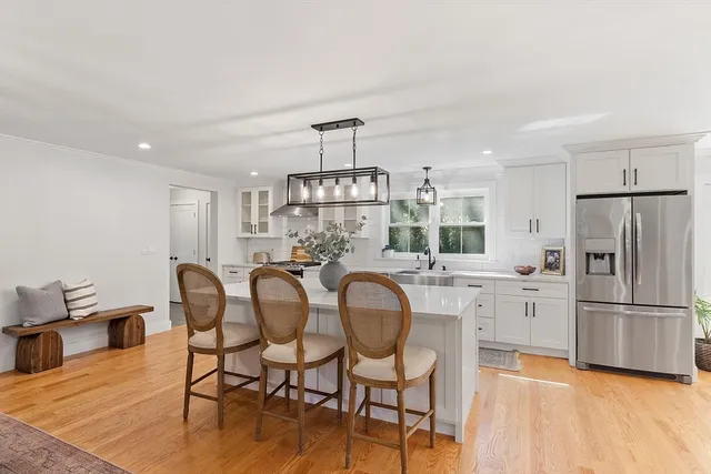 $1,225,000 | 175 Mill Road, Chelmsford, MA 01824