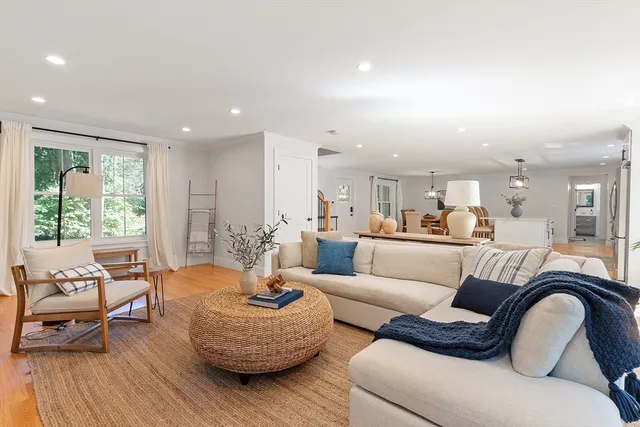 $1,225,000 | 175 Mill Road, Chelmsford, MA 01824