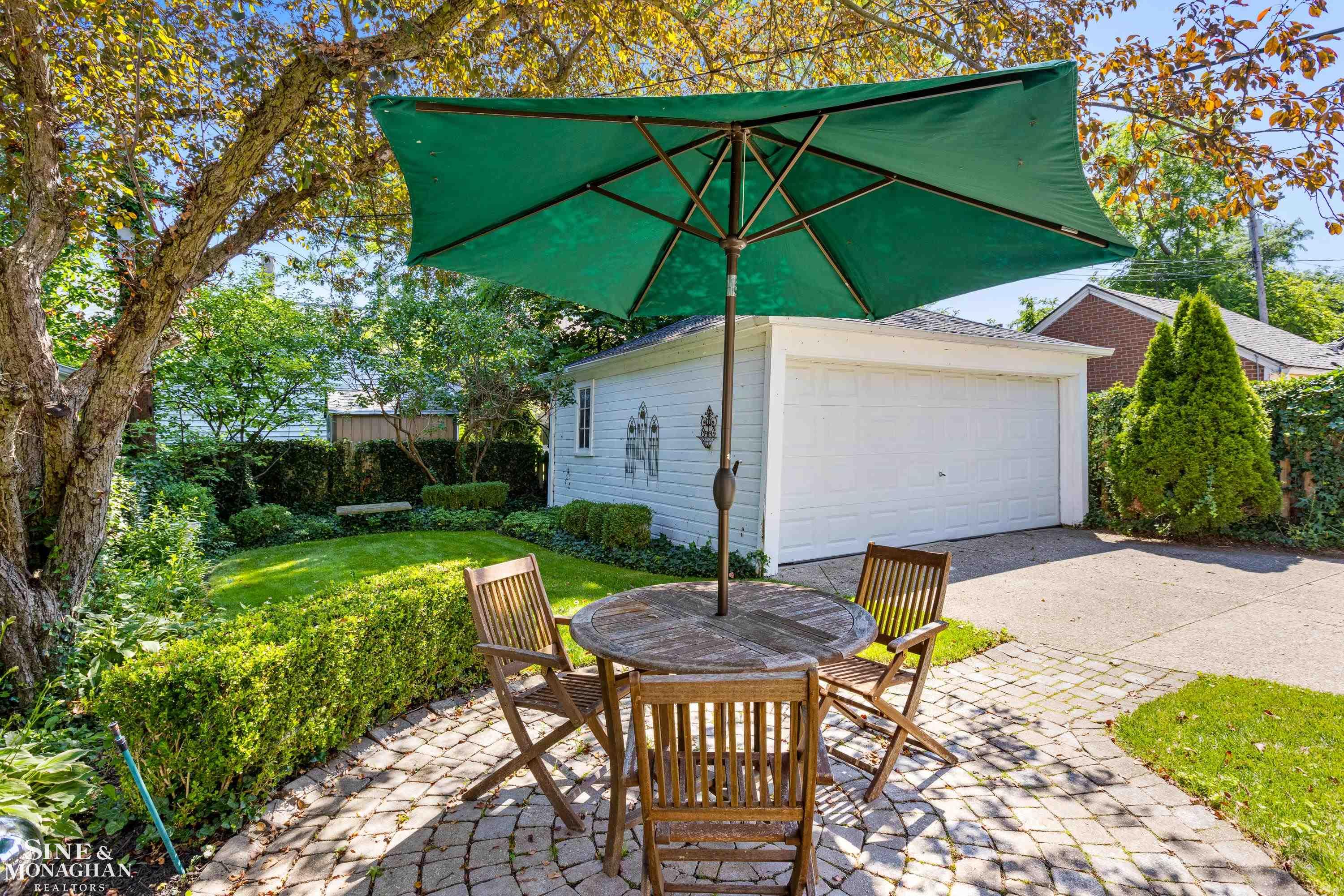 170 Fisher Road Grosse Pointe Farms, MI 48230 - Photo 33 of 38