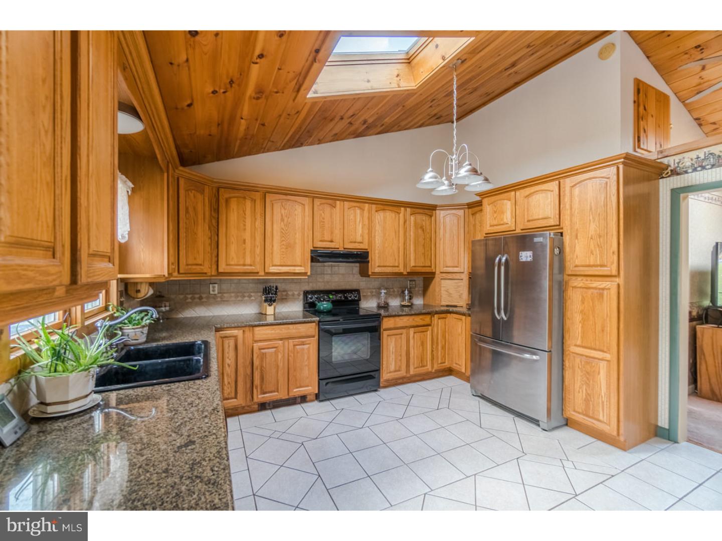 191 Papermill Road Barto, PA 19504 - Photo 5 of 22 Gallery Image 5