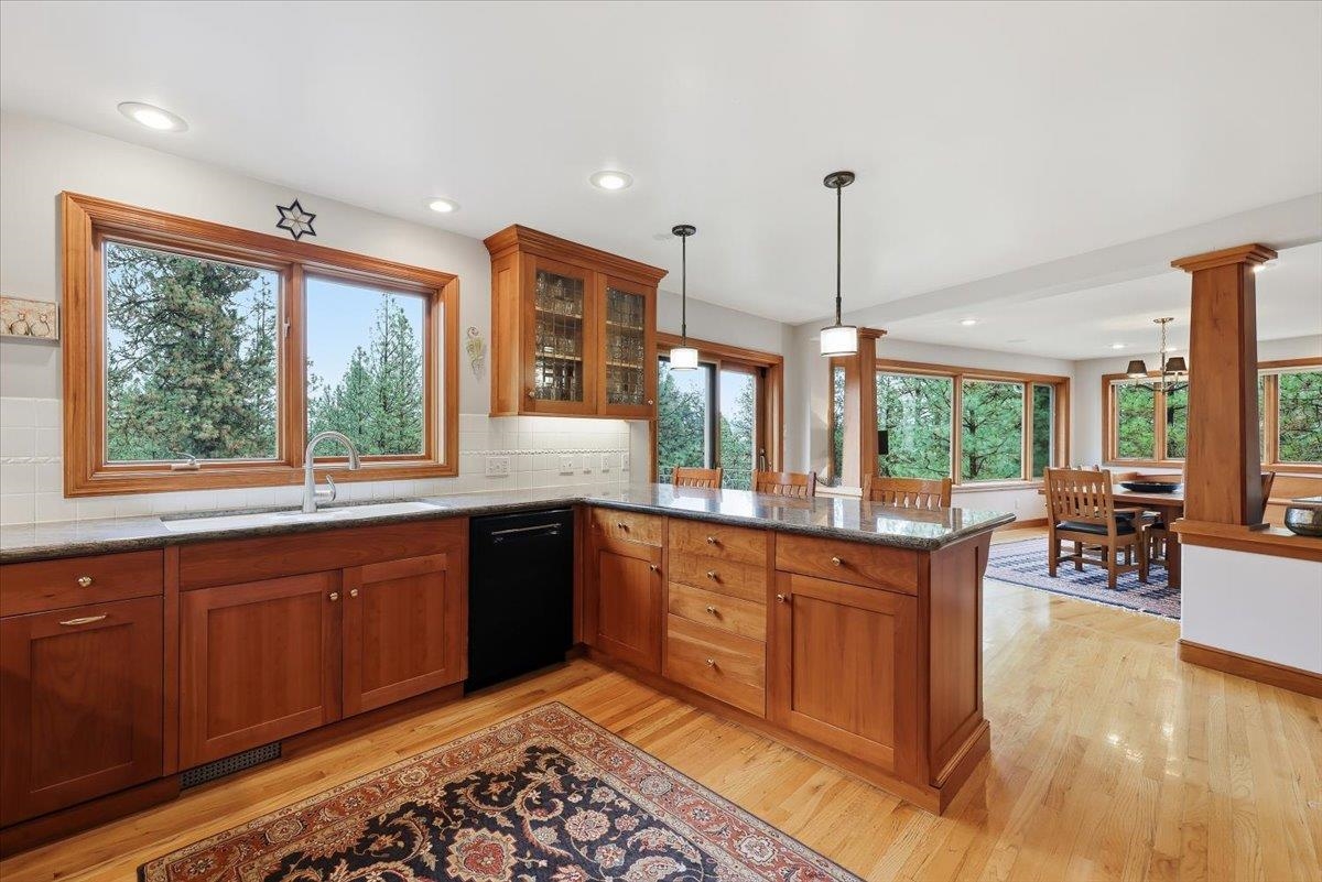 1813 East Estates Road Spokane, WA 99224 - Photo 14 of 42