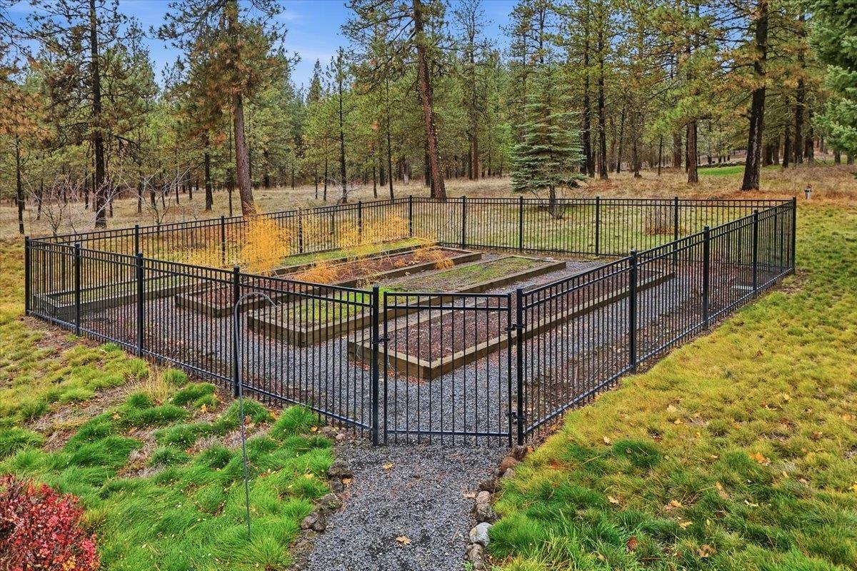 1813 East Estates Road Spokane, WA 99224 - Photo 35 of 42