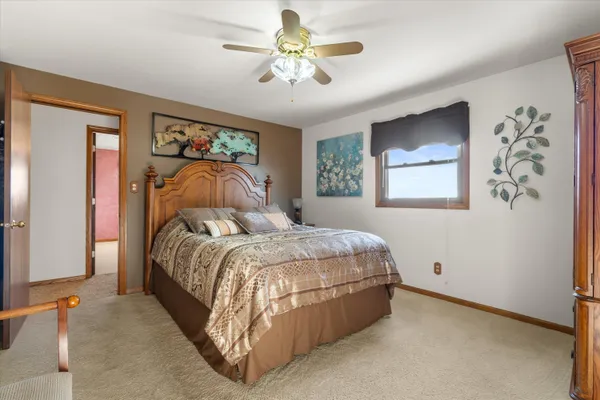 $899,900 | 1110 South Allen Road, Green Bay, WI 54311