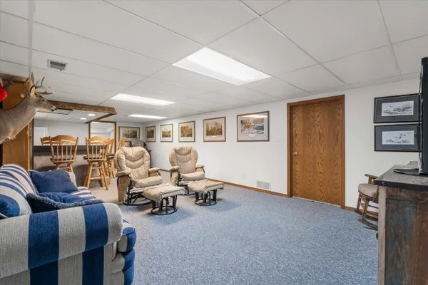 $899,900 | 1110 South Allen Road, Green Bay, WI 54311