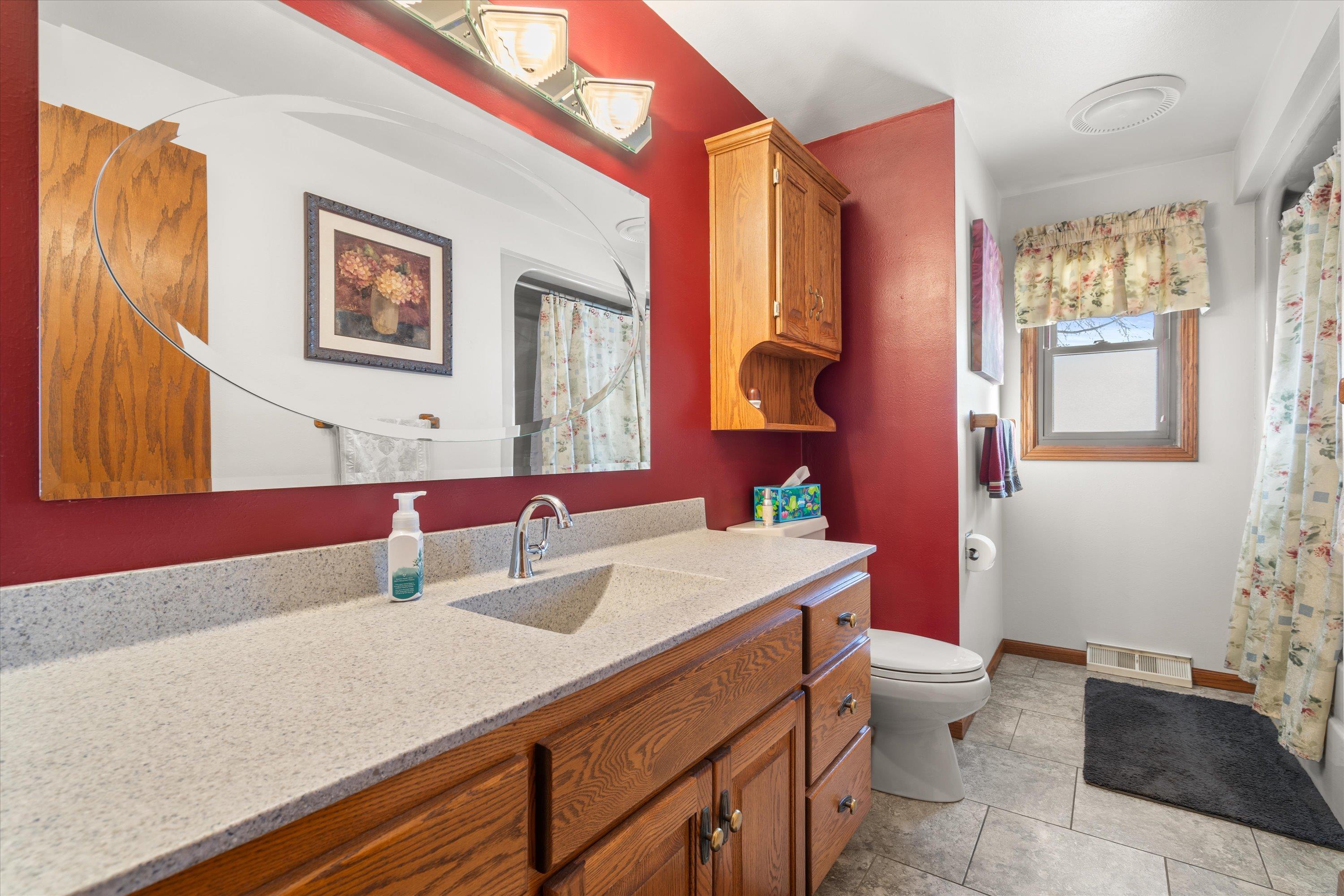 1110 South Allen Road Green Bay, WI 54311 - Photo 25 of 65