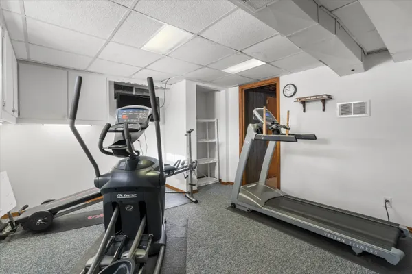 $899,900 | 1110 South Allen Road, Green Bay, WI 54311