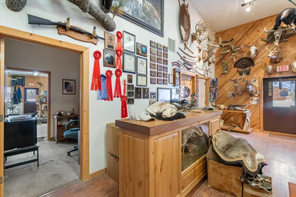 $899,900 | 1110 South Allen Road, Green Bay, WI 54311