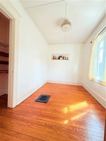 $1,850 | 948 Monroe Avenue, Rochester, NY 14620