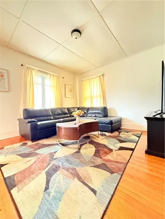 $1,850 | 948 Monroe Avenue, Rochester, NY 14620