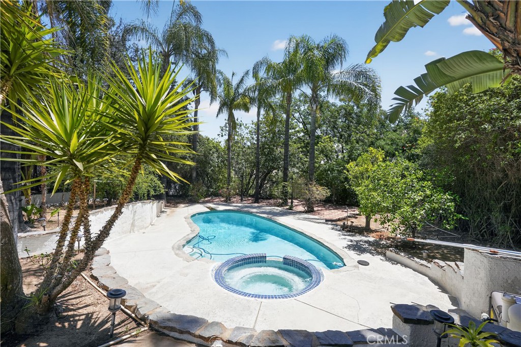 2081 Country Hills Lane Riverside, CA 92503 - Photo 23 of 25
