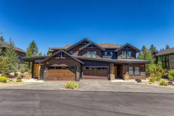 $1,895,000 | 10113 Corrie Court, Truckee, CA 96161