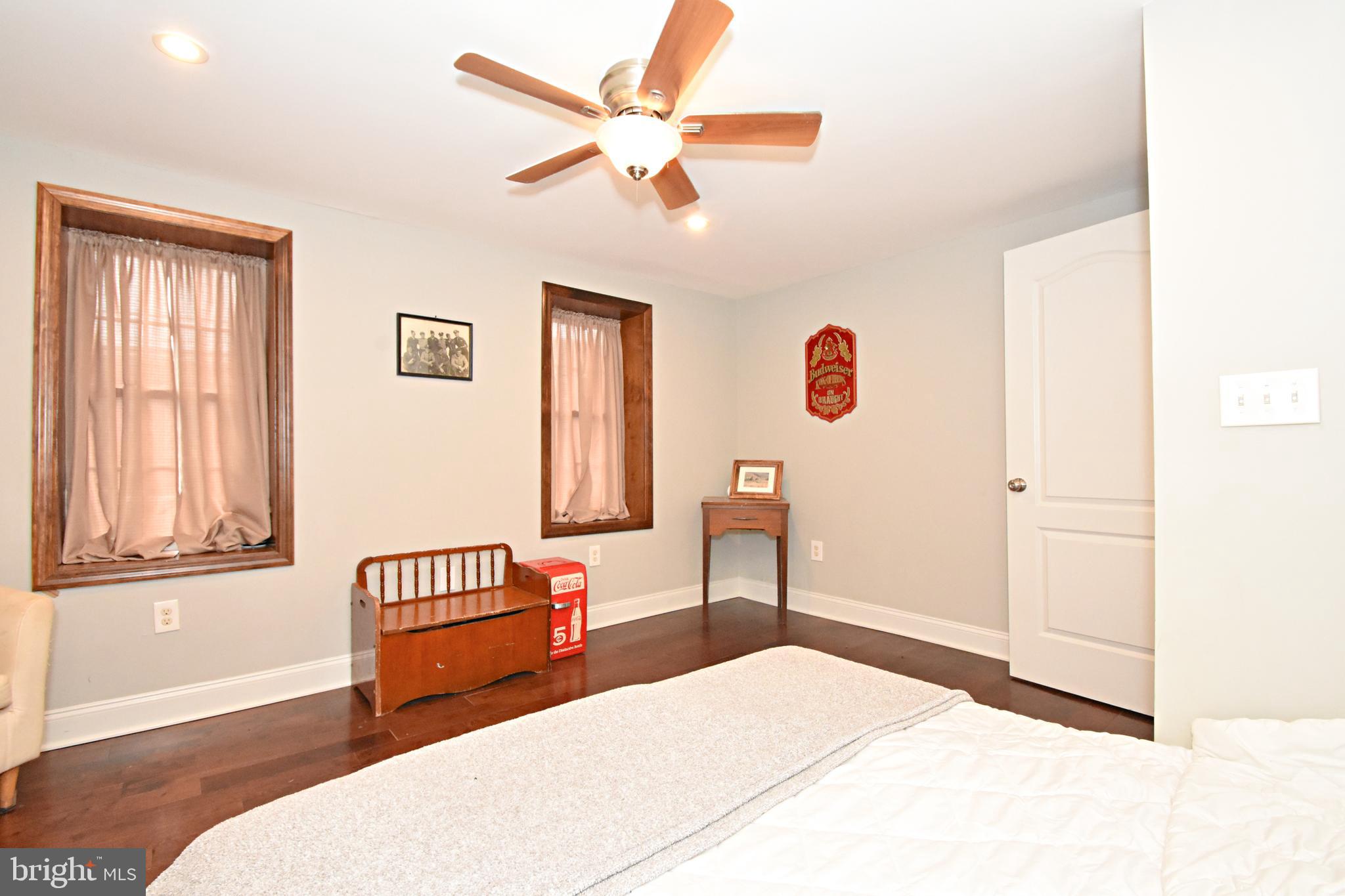 2034 East Huntingdon Street Philadelphia, PA 19125 - Photo 14 of 40