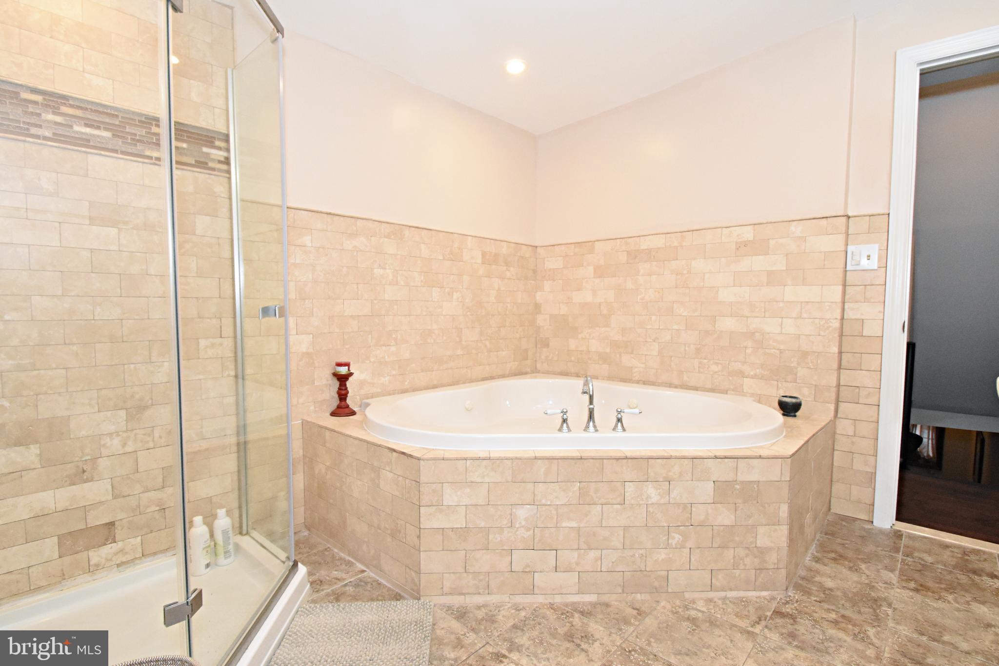 2034 East Huntingdon Street Philadelphia, PA 19125 - Photo 16 of 40