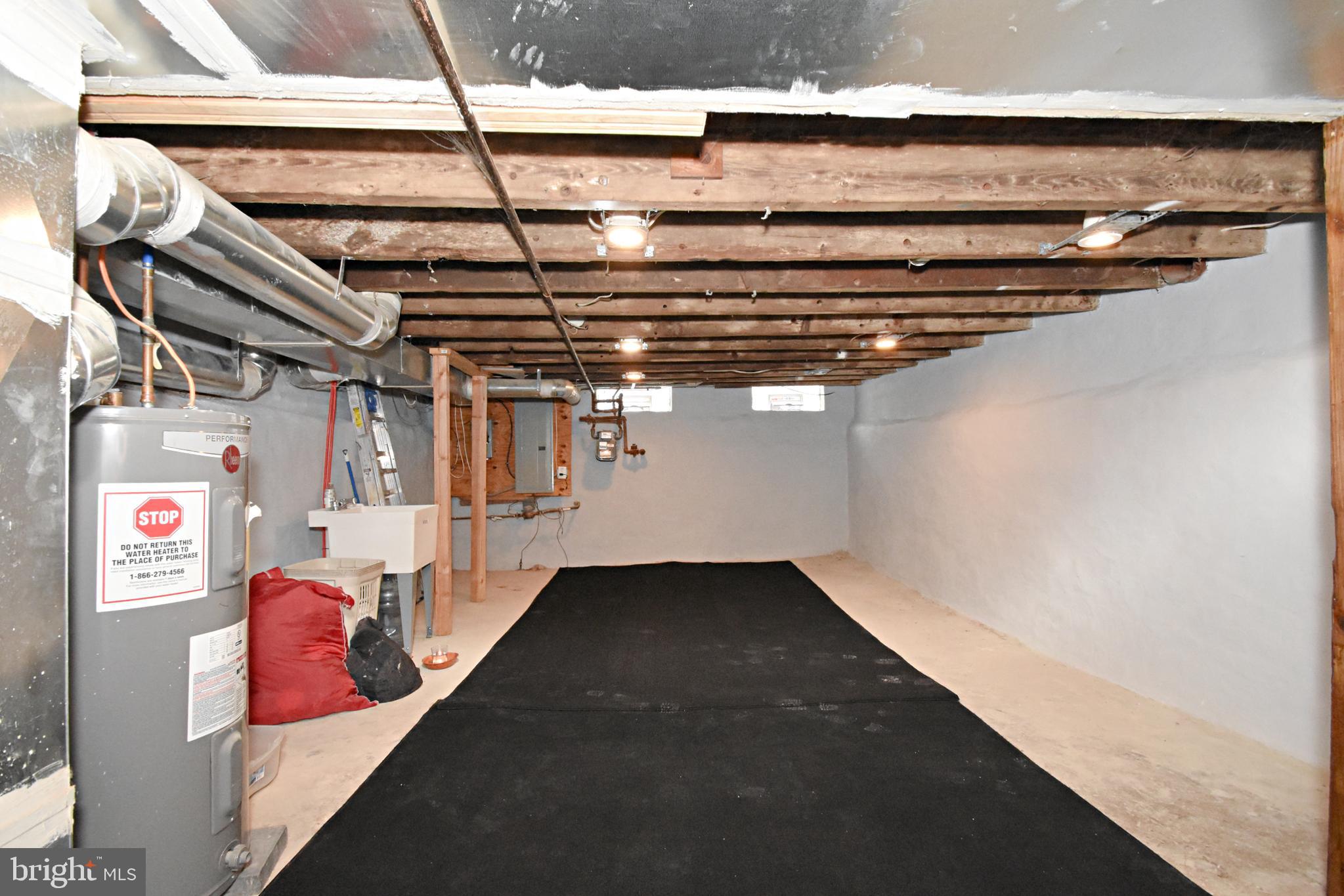 2034 East Huntingdon Street Philadelphia, PA 19125 - Photo 32 of 40