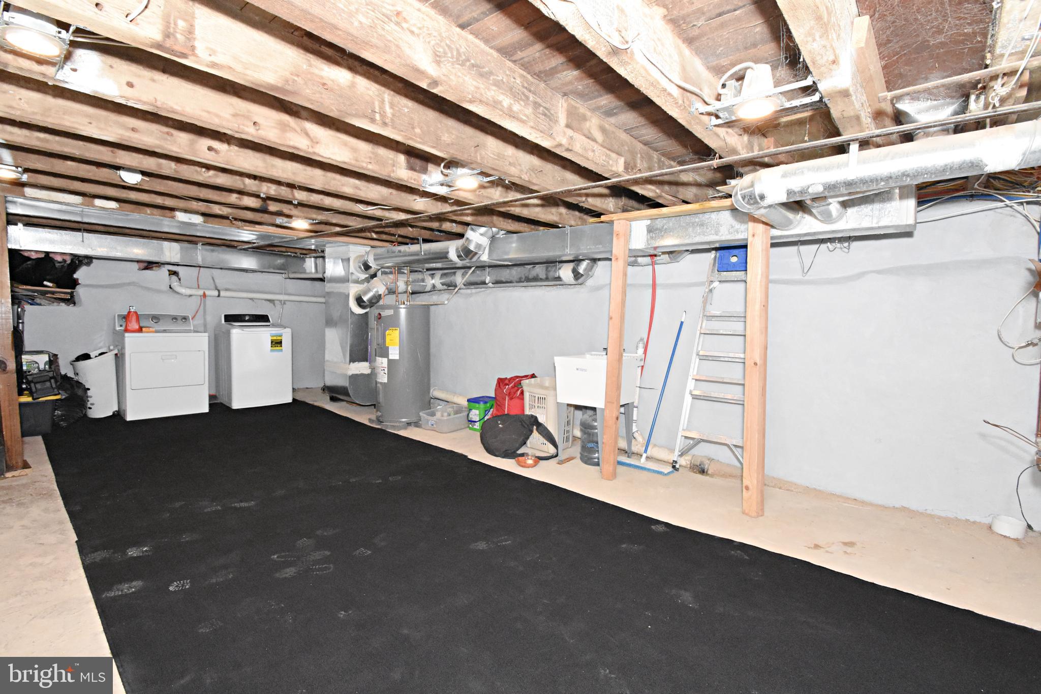 2034 East Huntingdon Street Philadelphia, PA 19125 - Photo 34 of 40