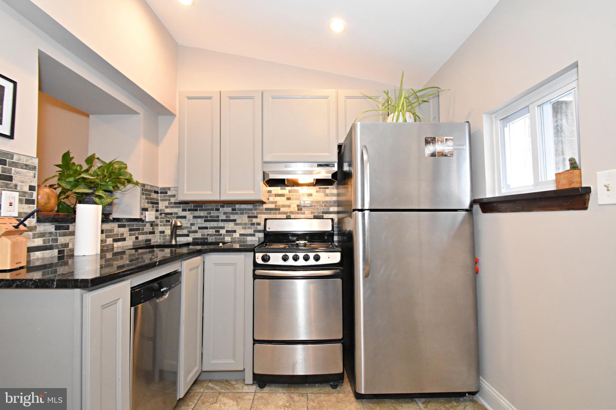 2034 East Huntingdon Street Philadelphia, PA 19125 - Photo 7 of 40