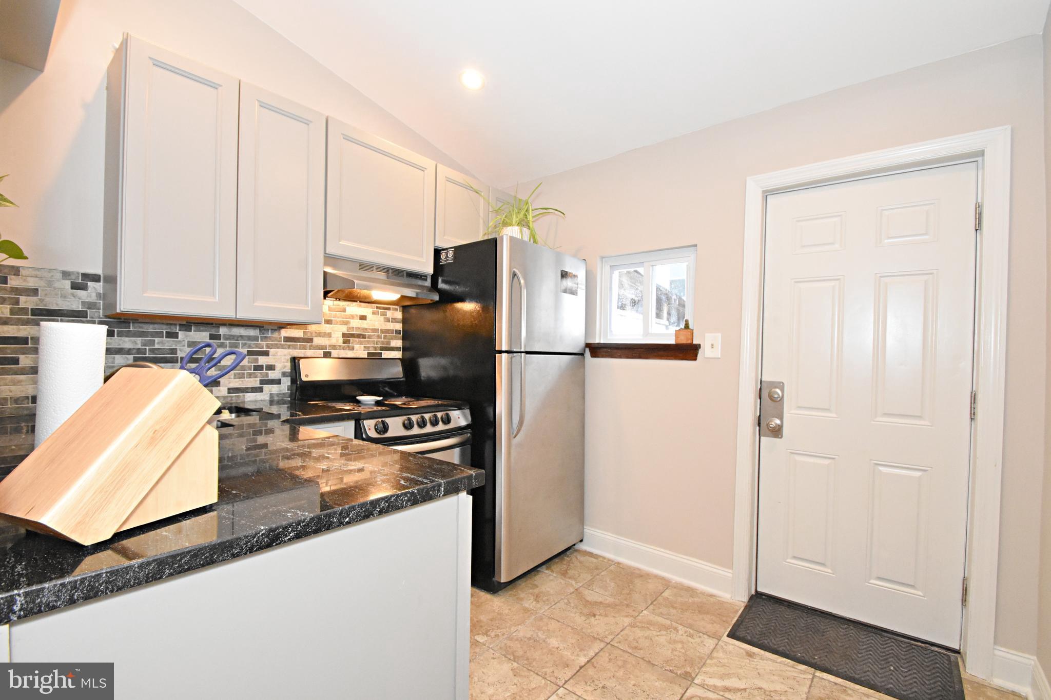 2034 East Huntingdon Street Philadelphia, PA 19125 - Photo 9 of 40