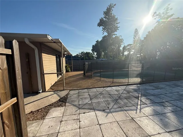 $399,900 | 2305 26th Avenue West, Bradenton, FL 34205