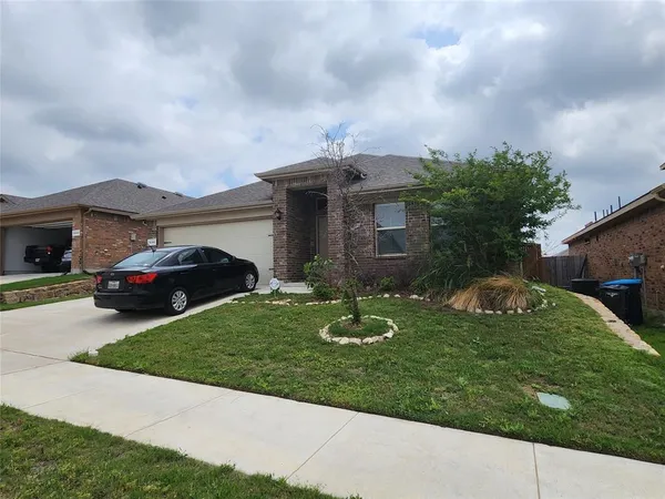$2,095 | 9240 Castorian Drive, Fort Worth, TX 76131
