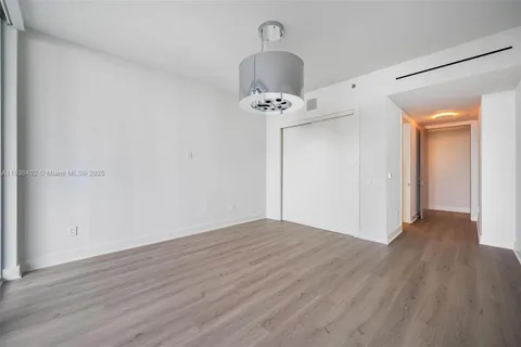 $4,650,000 | 5959 Collins Avenue, Unit 705, Miami Beach, FL 33140