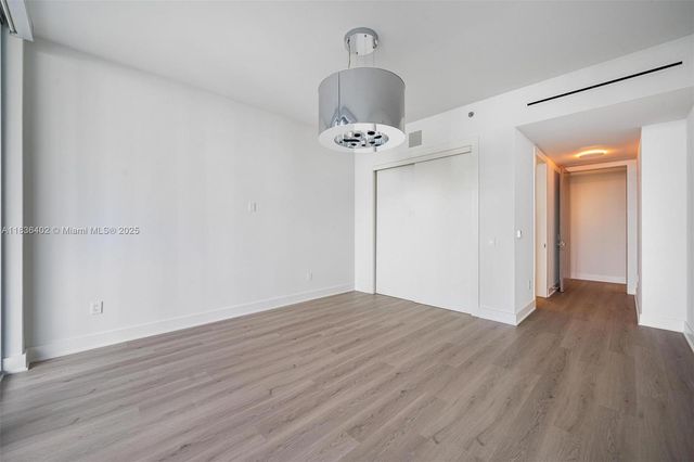 $4,650,000 | 5959 Collins Avenue, Unit 705, Miami Beach, FL 33140