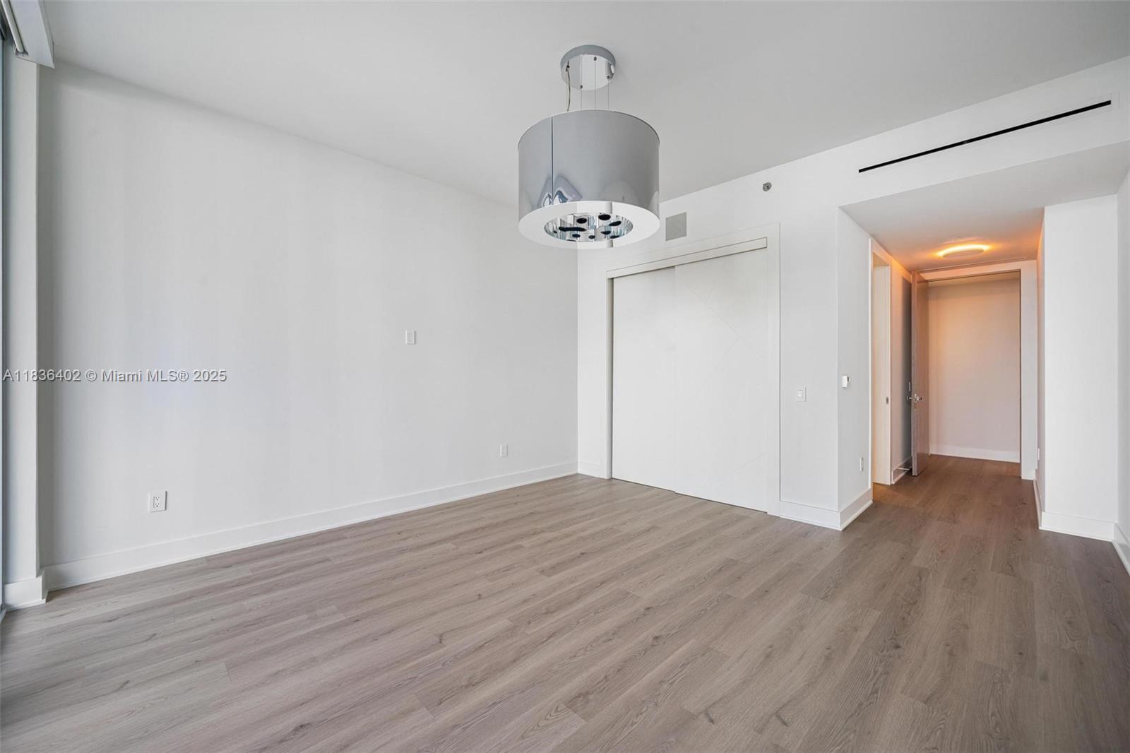 5959 Collins Avenue, Unit 705 Miami Beach, FL 33140 - Photo 17 of 23