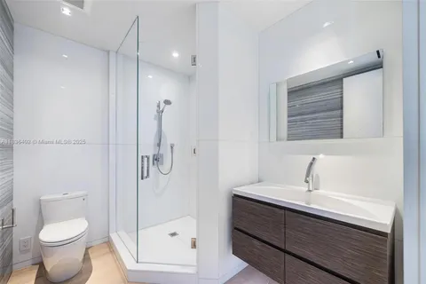 $4,650,000 | 5959 Collins Avenue, Unit 705, Miami Beach, FL 33140