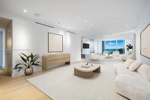 $4,650,000 | 5959 Collins Avenue, Unit 705, Miami Beach, FL 33140