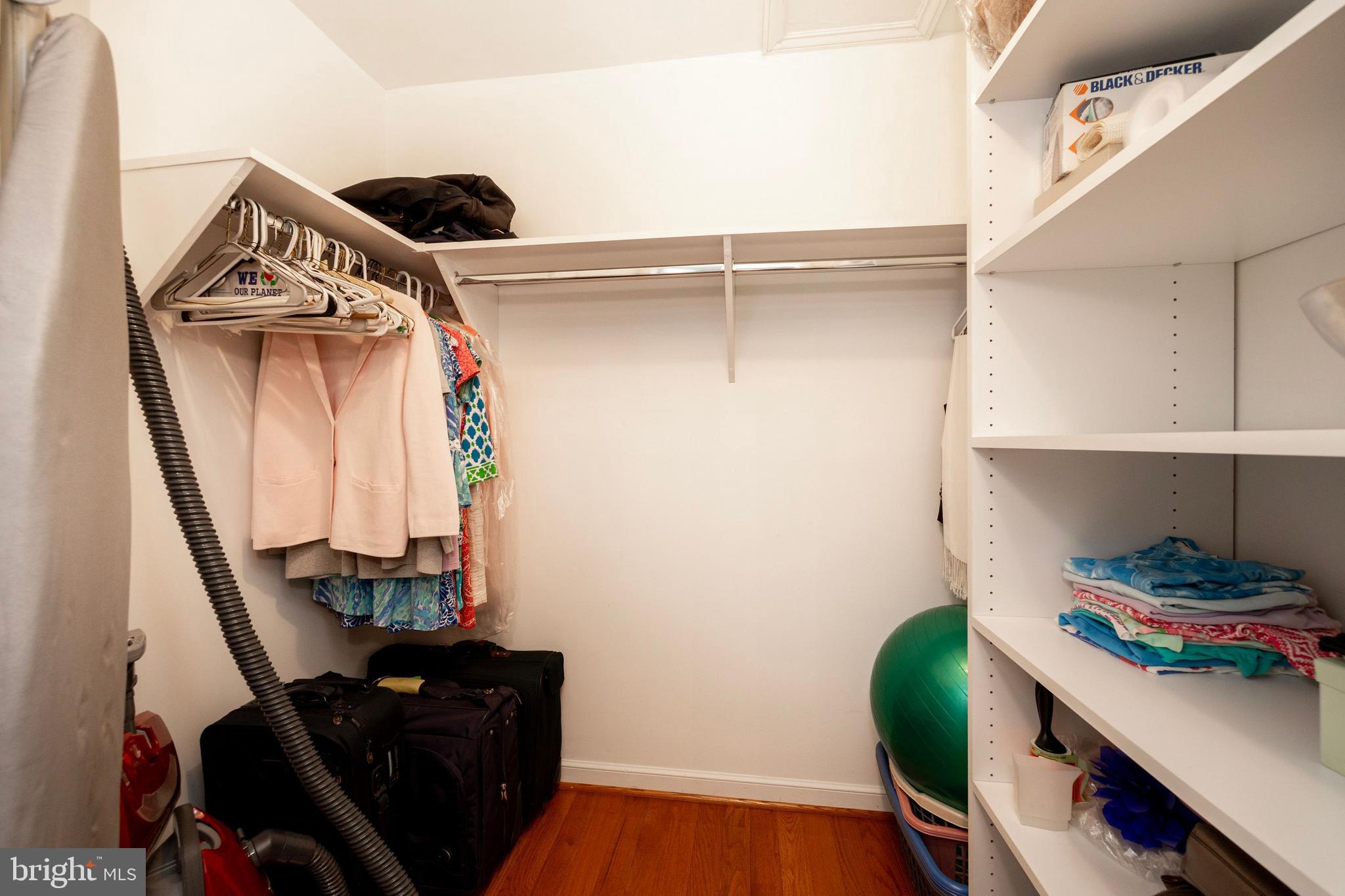 5 Brampton Road Malvern, PA 19355 - Photo 30 of 59 Second Main Walk-In Closet