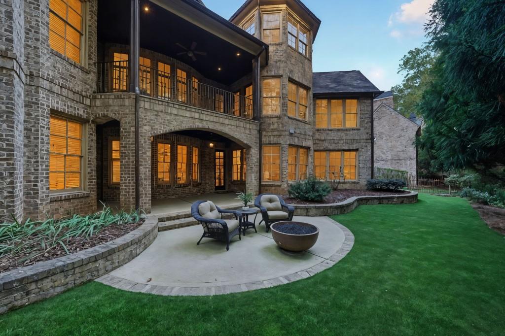 841 Camden Park Court Atlanta, GA 30342 - Photo 112 of 120