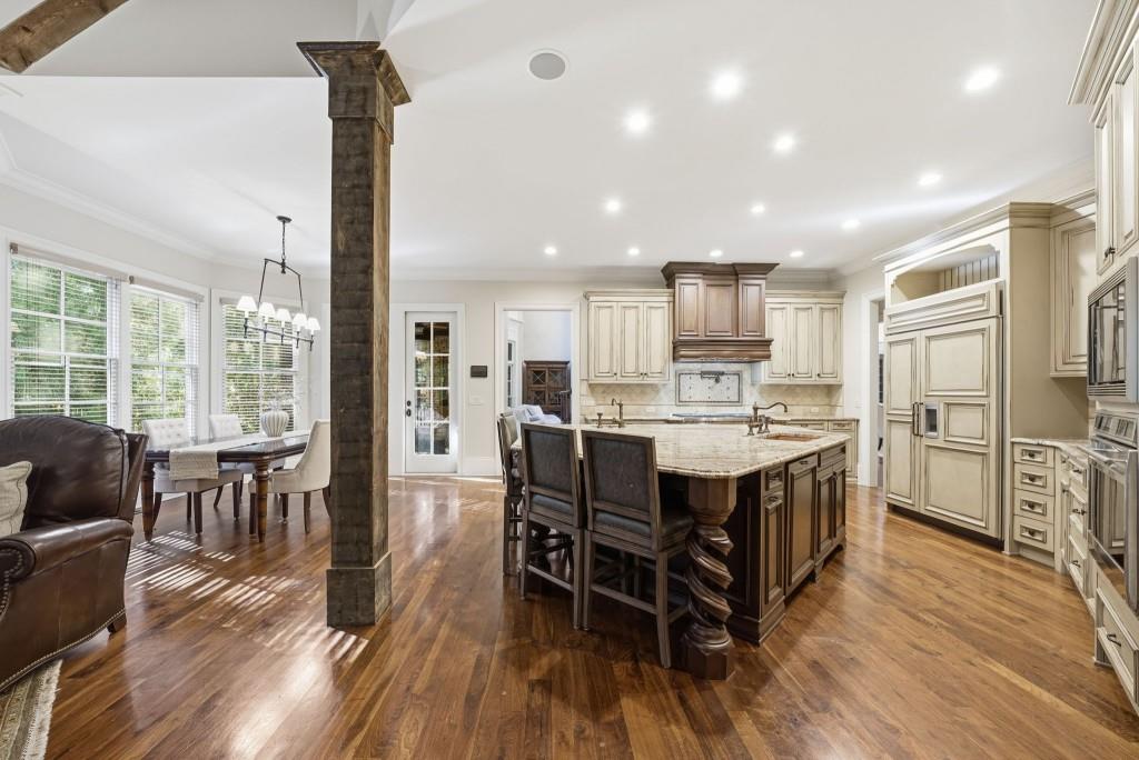 841 Camden Park Court Atlanta, GA 30342 - Photo 21 of 120