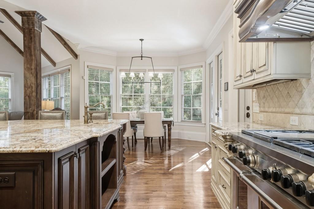 841 Camden Park Court Atlanta, GA 30342 - Photo 24 of 120