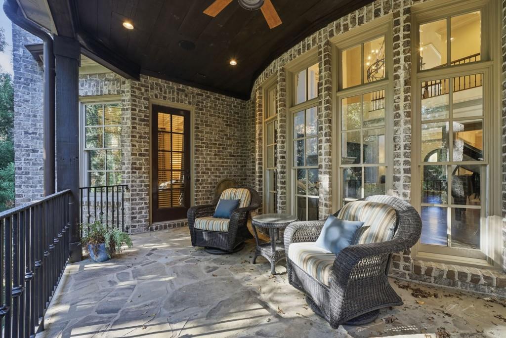 841 Camden Park Court Atlanta, GA 30342 - Photo 33 of 120