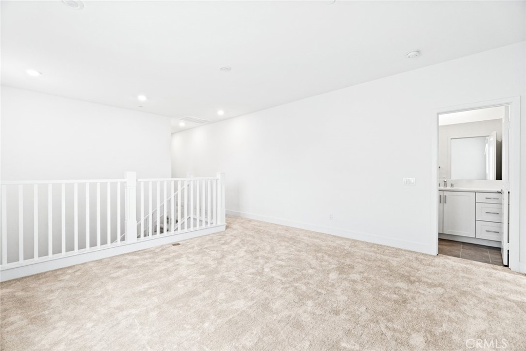 374 Baluster Irvine, CA 92618 - Photo 19 of 64